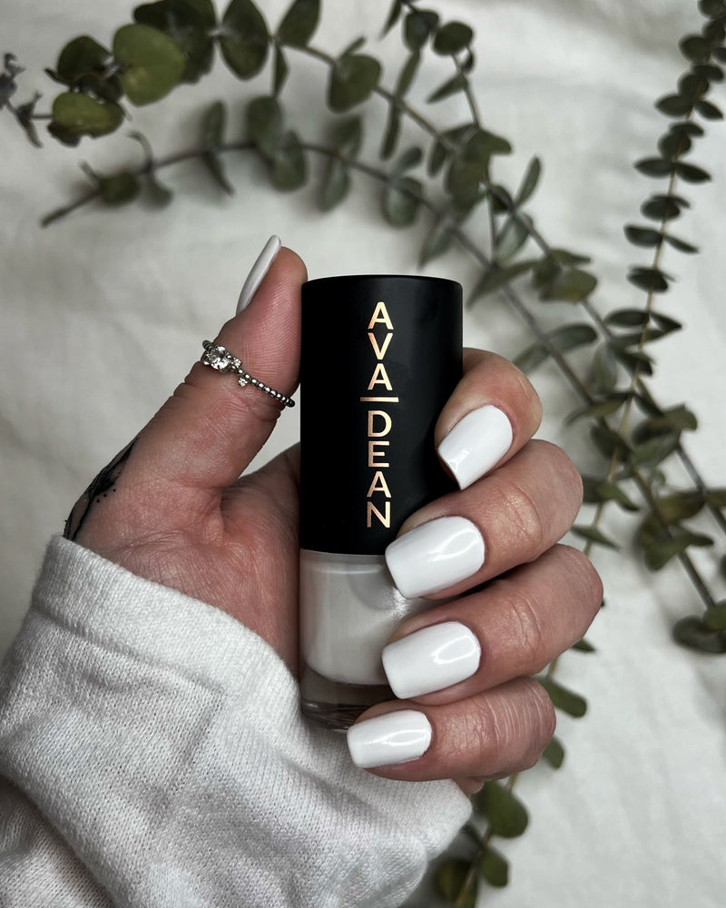 Pearl White French Tip Almond Nails – BC OF LOVE Beauty